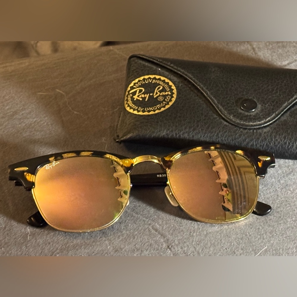 Ray-Ban clubmaster rose gold